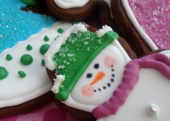 Gingerbread Cookies with Royal Icing