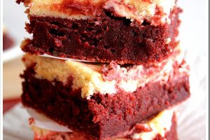 red-velvet-cheesecake-brownies_thumb