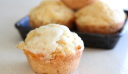 corn-muffin-cheesy-2