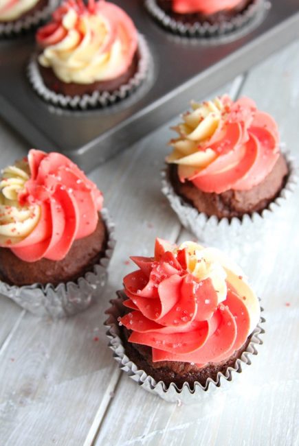 peppermint-cupcakes-top
