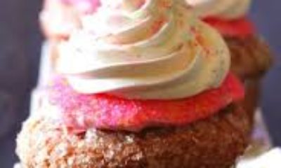 Raspberry Ice Cupcakes…and a KitchenAid Giveaway